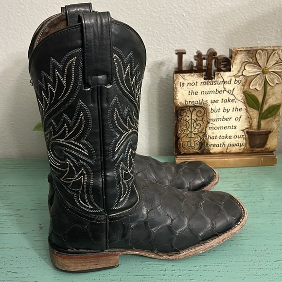 Revolución Boots SZ 7 Mens - Picture 2 of 6